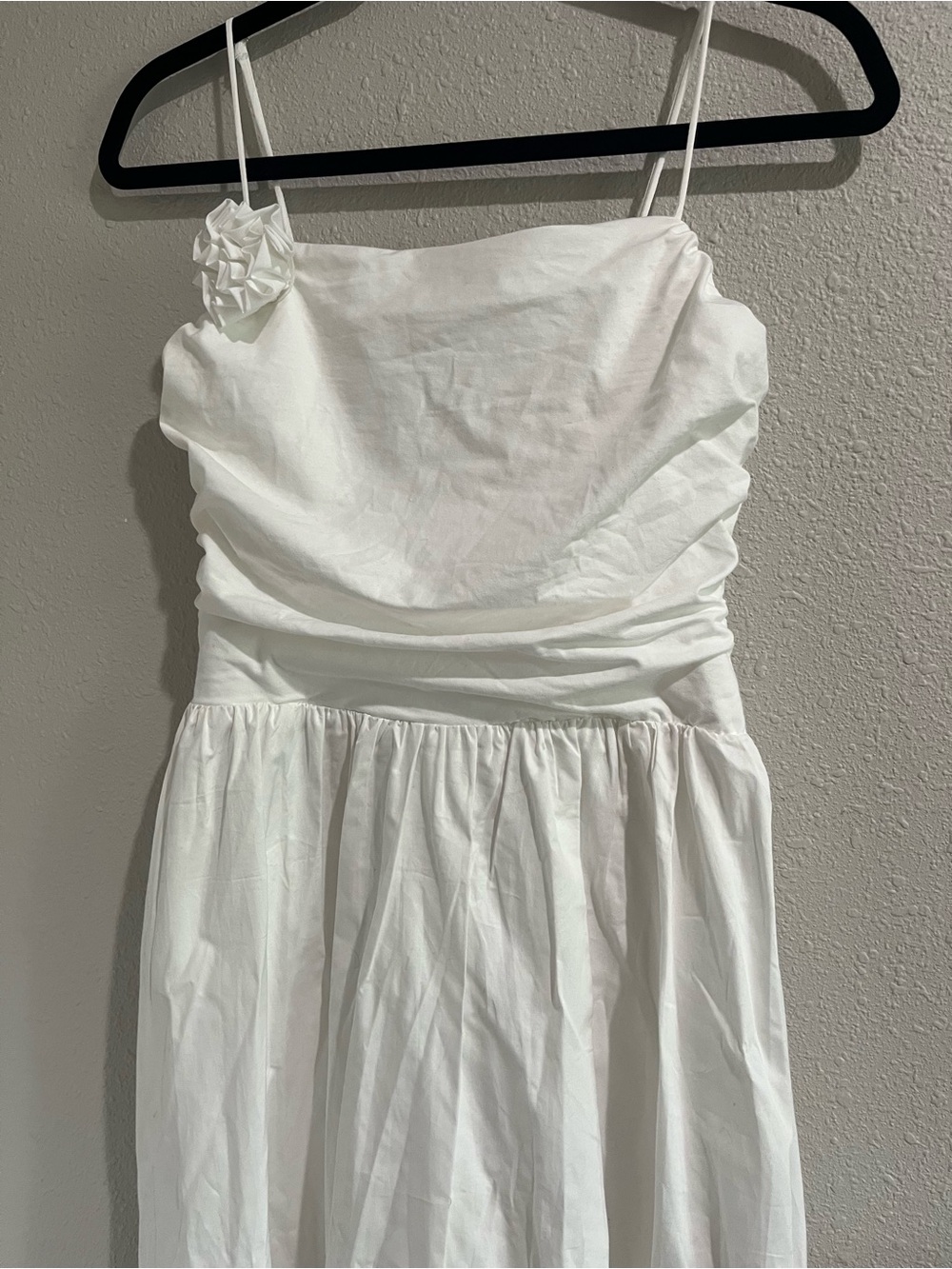 White midi summer dress - Picture 2 of 7